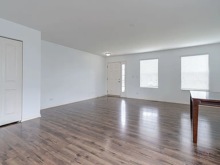 202 Minuet Cir — Photo 8