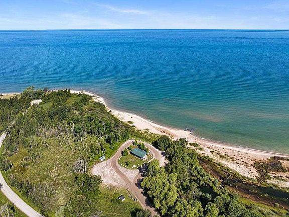 5th image of N Lot Bluff Ter