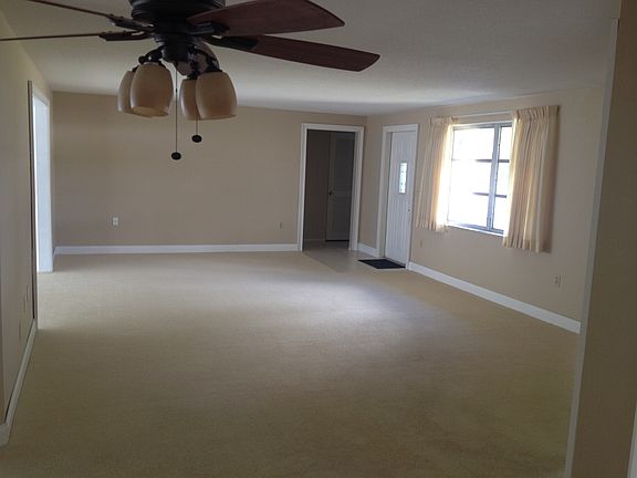 5th image of 45 Oakwood Dr N #45