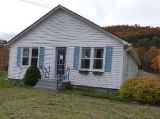 32 Churchland Rd, Saugerties, NY 12477