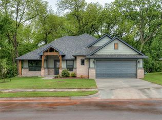 118 Mountain Laurel Way, Noble, OK 73068