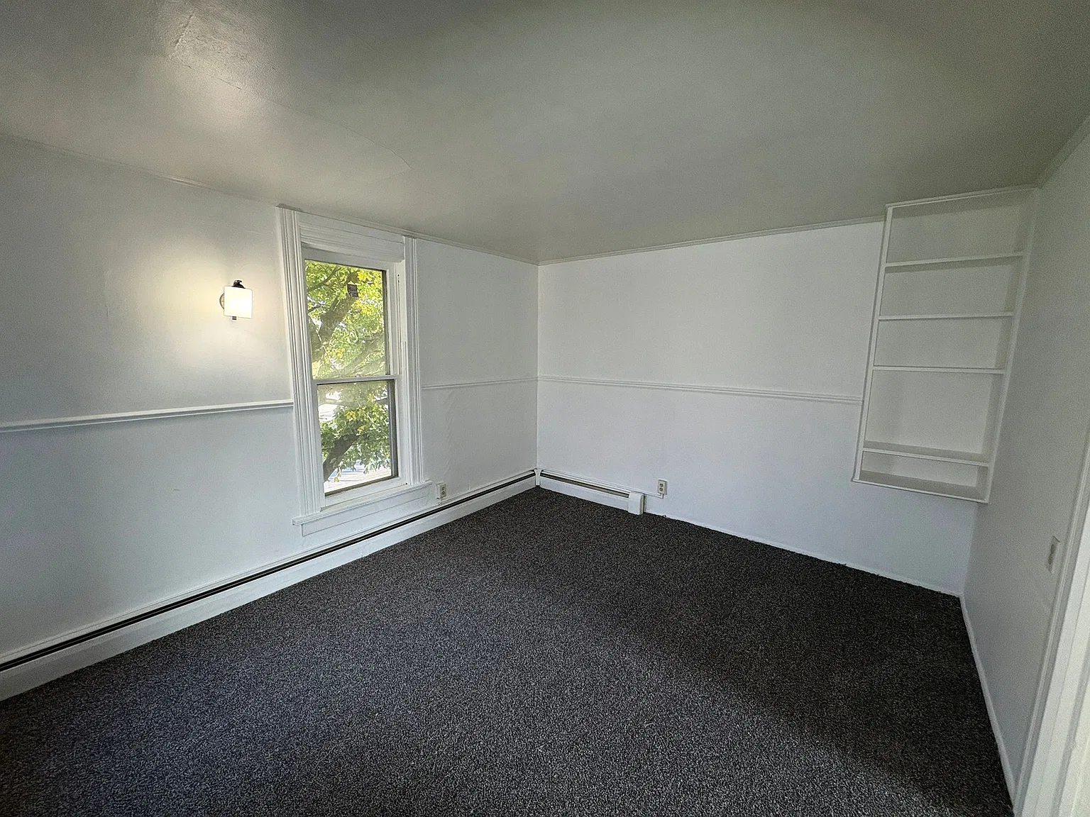 4 bed, 1216 sqft, $1,200 — Photo 3