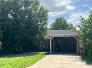 5611 16th St W #A, Bradenton, FL 34207