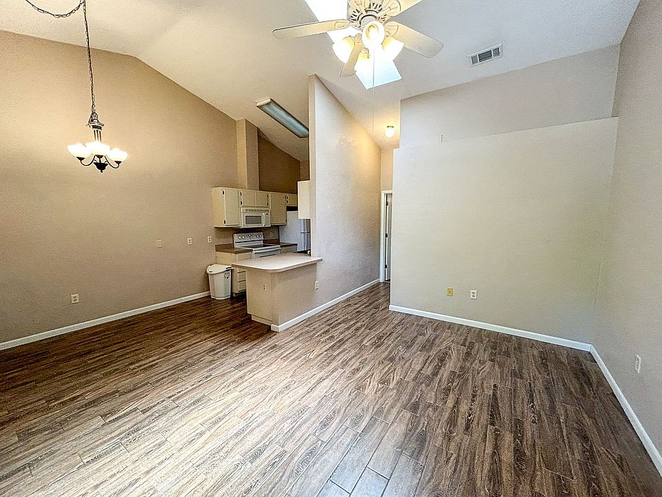 1st image of 3824 SW 30th Ter