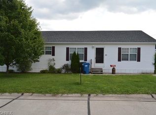 55 Stardust Trl, Amherst, OH 44001