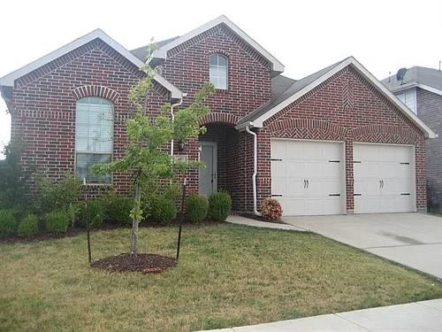 407 Sugarberry Ln Photo 1