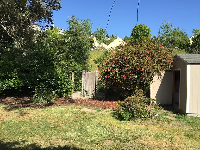 118 Leland Way — Photo 7