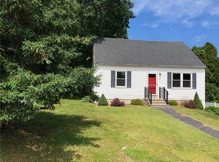 2 Top St, Westerly, RI 02891