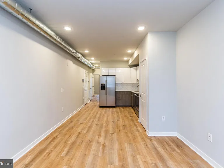 2543 N Front St #2 — Photo 3