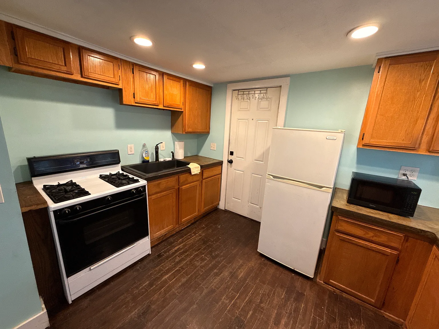 1 bed, 495 sqft, $1,650 — Photo 3