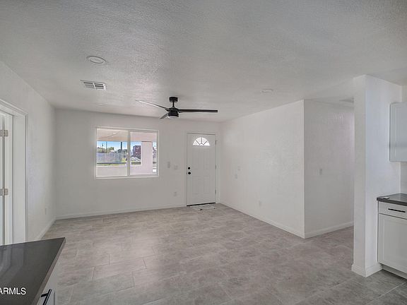 4th image of 6226 S 39TH Avenue