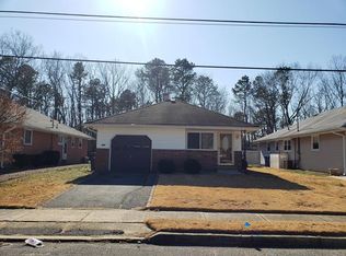 27 Mount Matterhorn Ln, Toms River, NJ