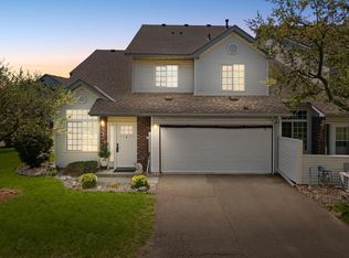 3595 Genevieve Ave N, Oakdale, MN 55128