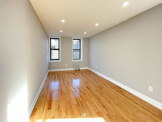 1st image of 309 E 19th St Unit 6