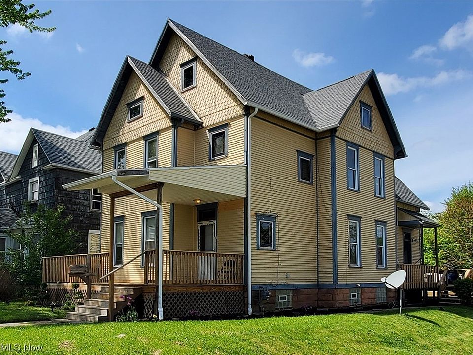 2nd image of 224 11th St