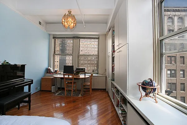 Sold by Corcoran | media 16