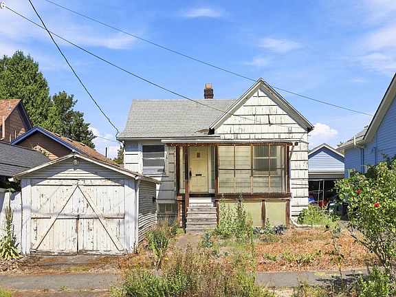 5th image of 1917 SE Taggart St