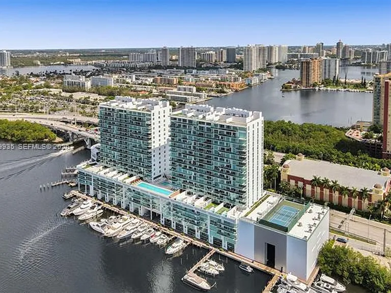 400 Sunny Isles Blvd #2021 — Photo 54
