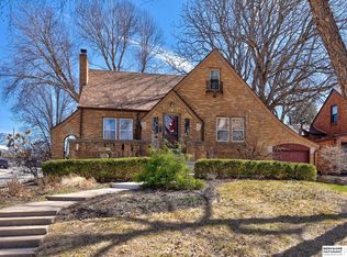 2719 N 53rd St, Omaha, NE 68104