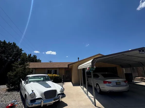 4105 Chama St NE, Albuquerque, NM 87109