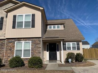 2216 Sweet Bay Dr #B, Greenville, NC 27834