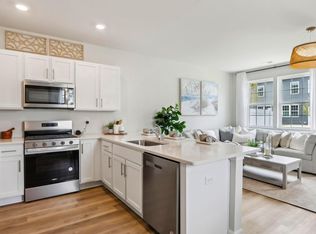 159 Corolla Dr, Egg Harbor Township, NJ 08234