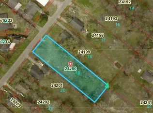 7056 Terrell St, Groves, TX 77619