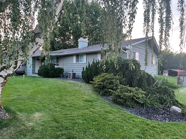 121 Weems Way, Selah, WA 98942