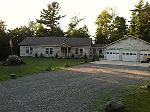497 Kelly Hill Rd photo 1