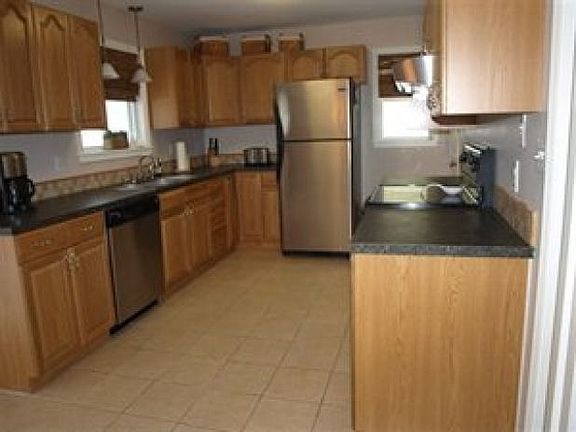 5th image of 895 Lois Ave