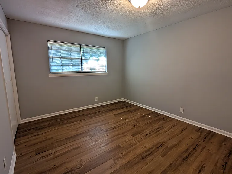 700 Graymont Ave W #1 — Photo 9