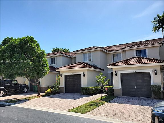 3rd image of 4828 NW 114th Ct