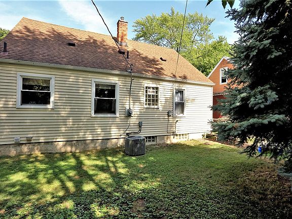 4th image of 1120 Hull Ave
