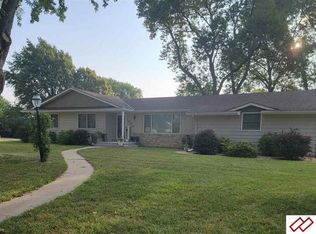 1901 S 2nd St Beatrice NE 68310 Zillow