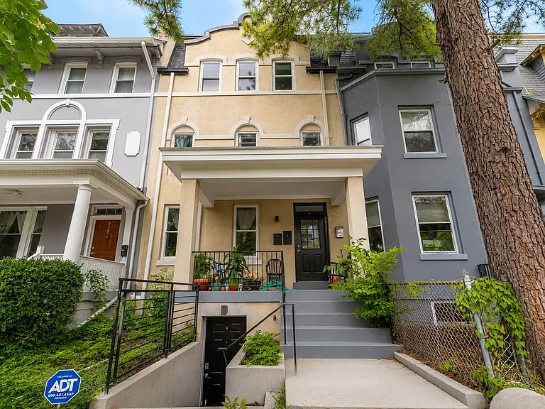 727 Quebec Pl NW #B — Photo 22