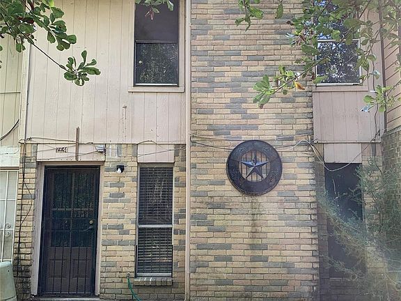 3rd image of 12242 W Village Dr Unit C