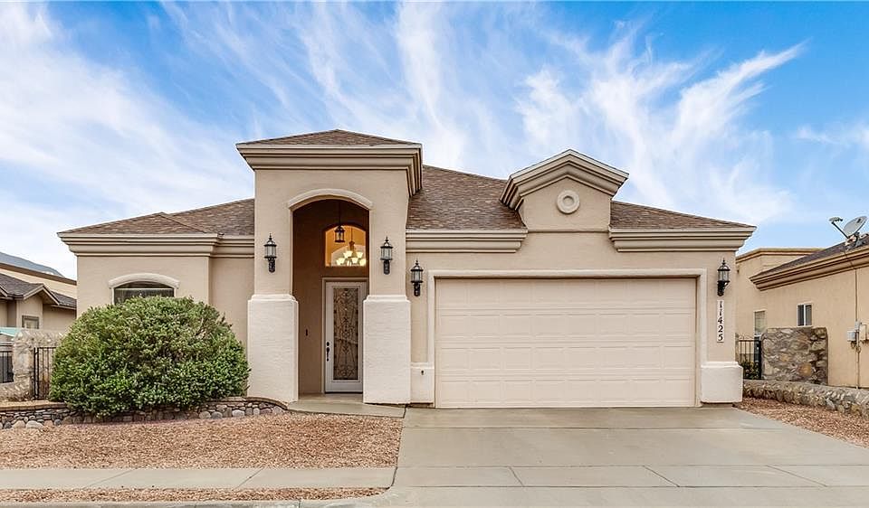 1st image of 11425 Victor Flores Pl