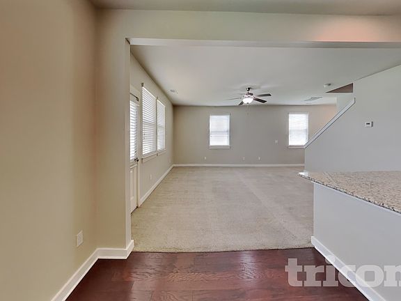 4th image of 4822 Kingdom Dr