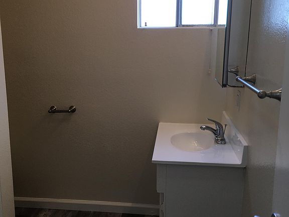 2nd image of 1700 University Dr