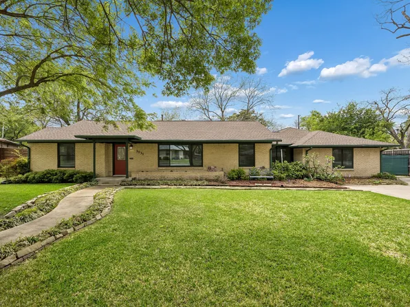 1131 Wicklow Dr, Dallas, TX 75218