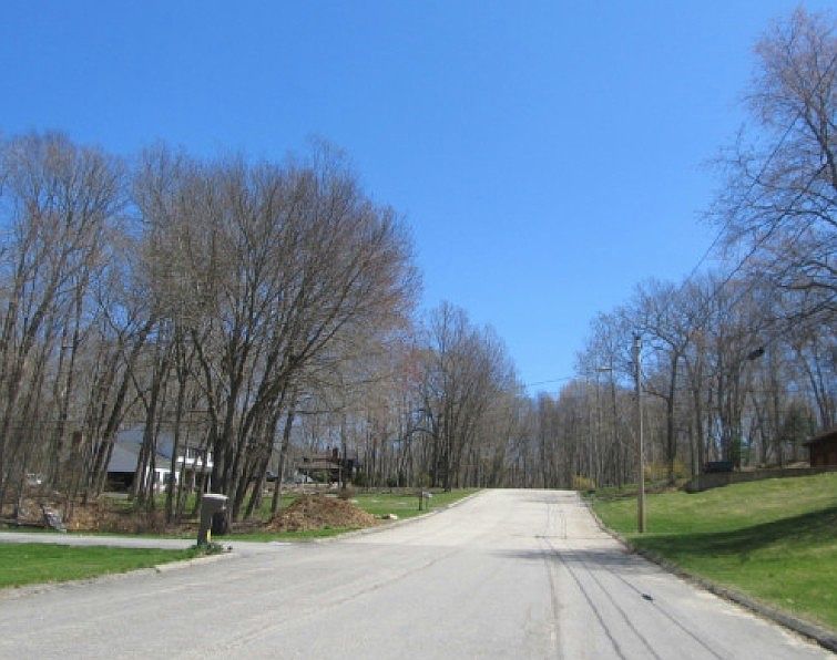 2nd image of 4 Birchwood Dr