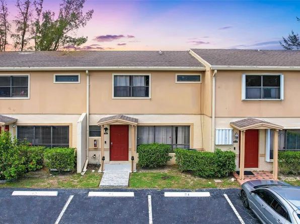 3370 Beau Rivage Drive #4B, Pompano Beach, FL 33064