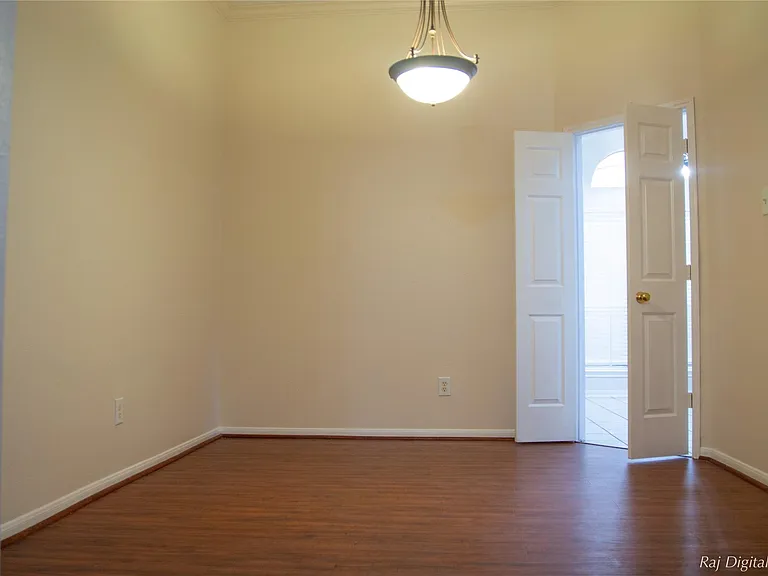 4918 Pinder Ln — Photo 4