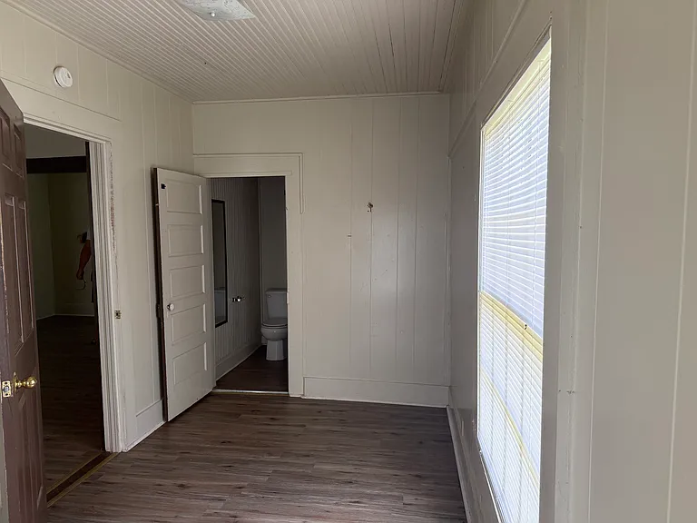 1219 Saint Michael St — Photo 15