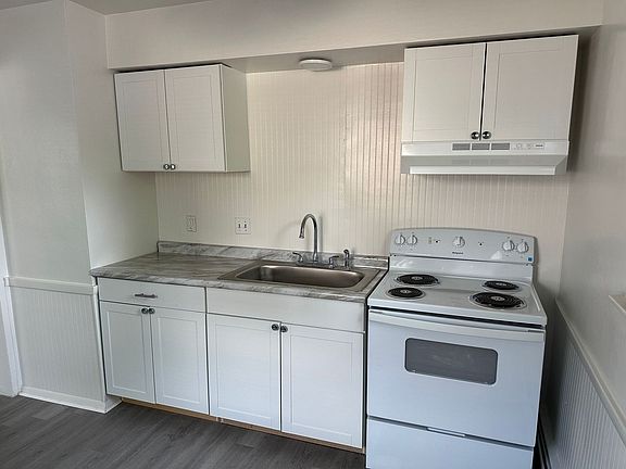 2nd image of 102 Lemans Dr #3