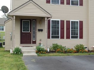 320 Saint Nicholas St, Reading, PA 19607