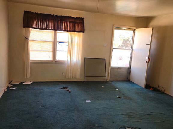 4th image of 2150 Bridge Ave