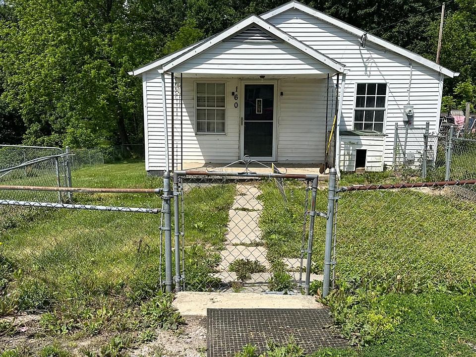 1st image of 160 Mullens St