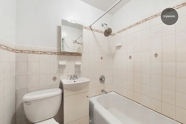 Rented by Triplemint | media 28