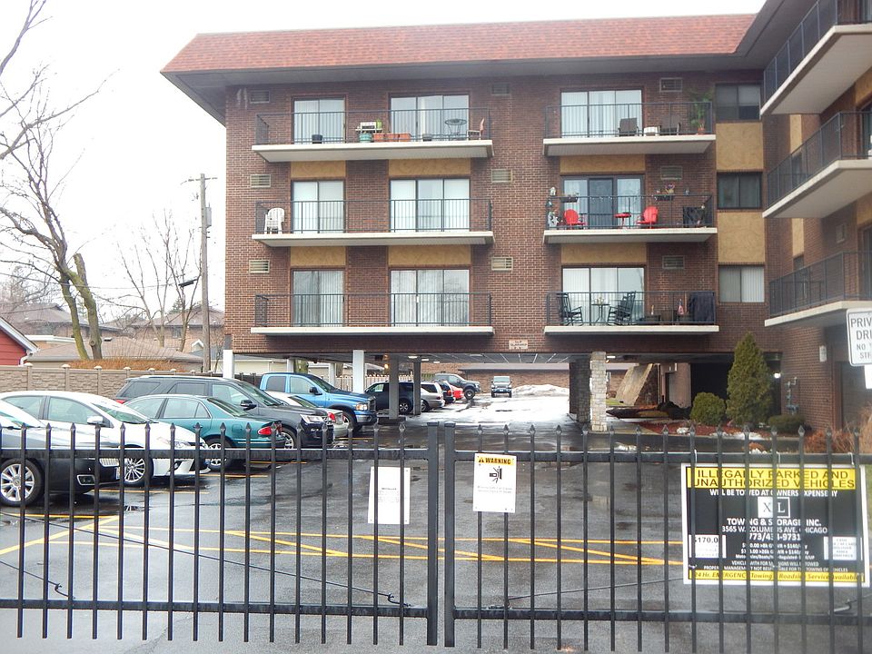 1st image of 9540 Mayfield Ave #305